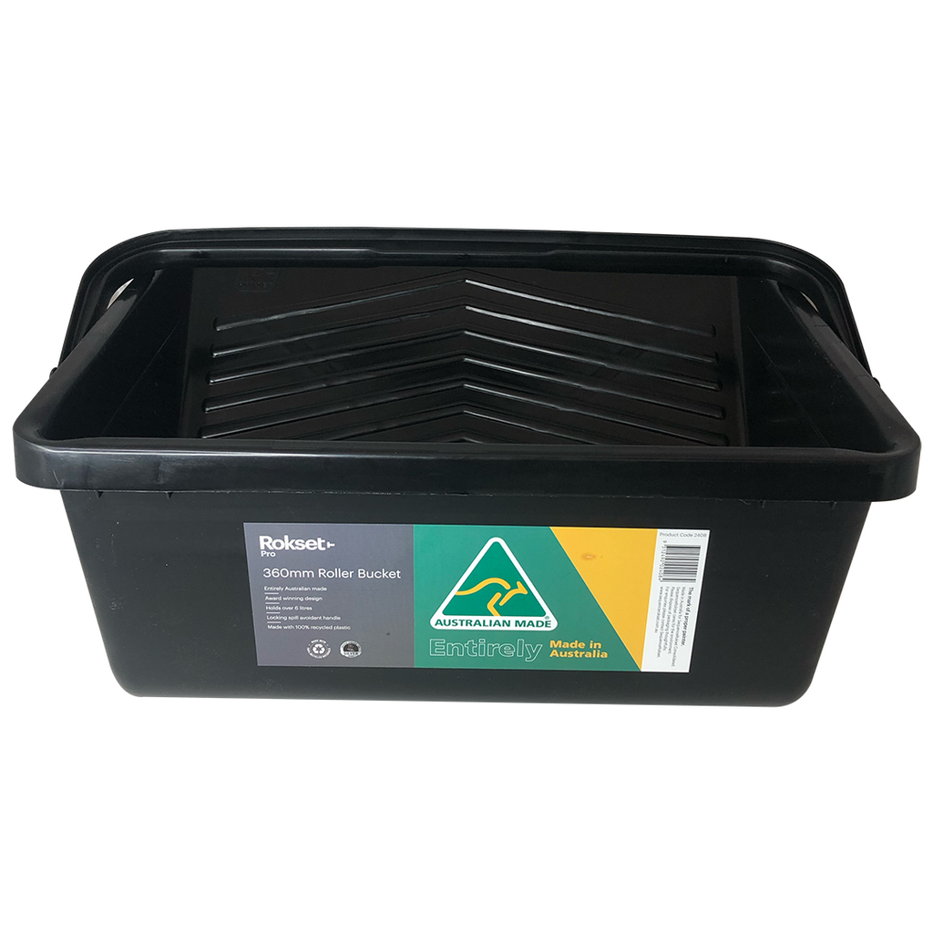 Extra-large Rokset Pro 360mm Roller Bucket in black with 6L capacity for big jobs